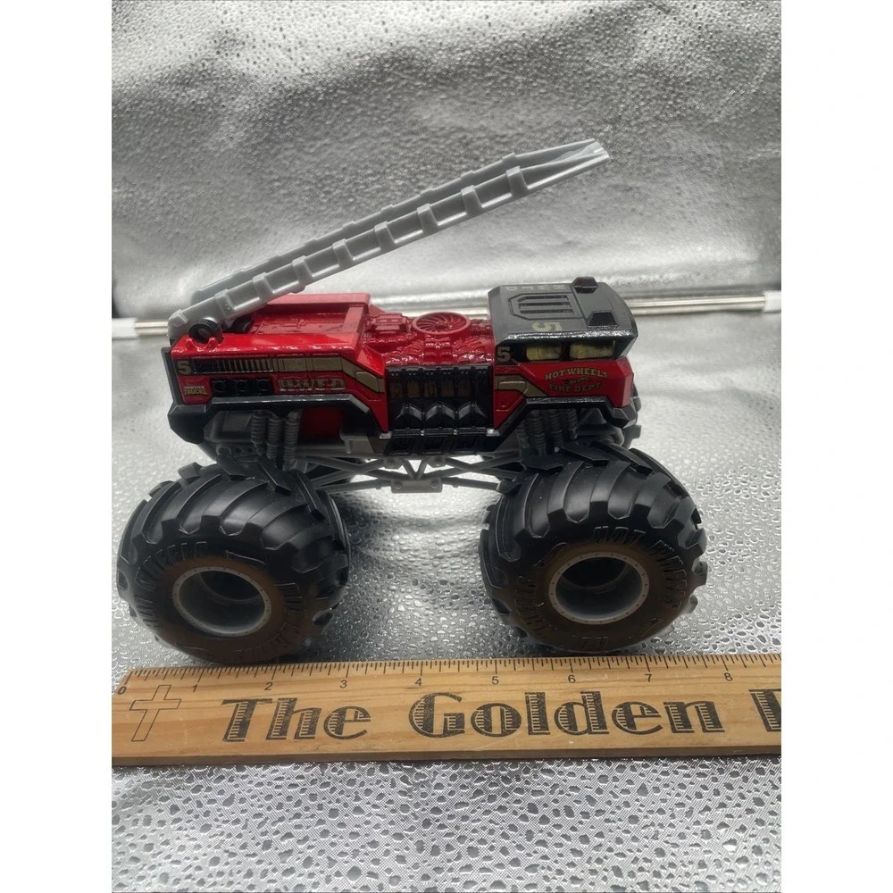 2021 Hot Wheels Monster Trucks Firetruck ‎ 7.5 Inch